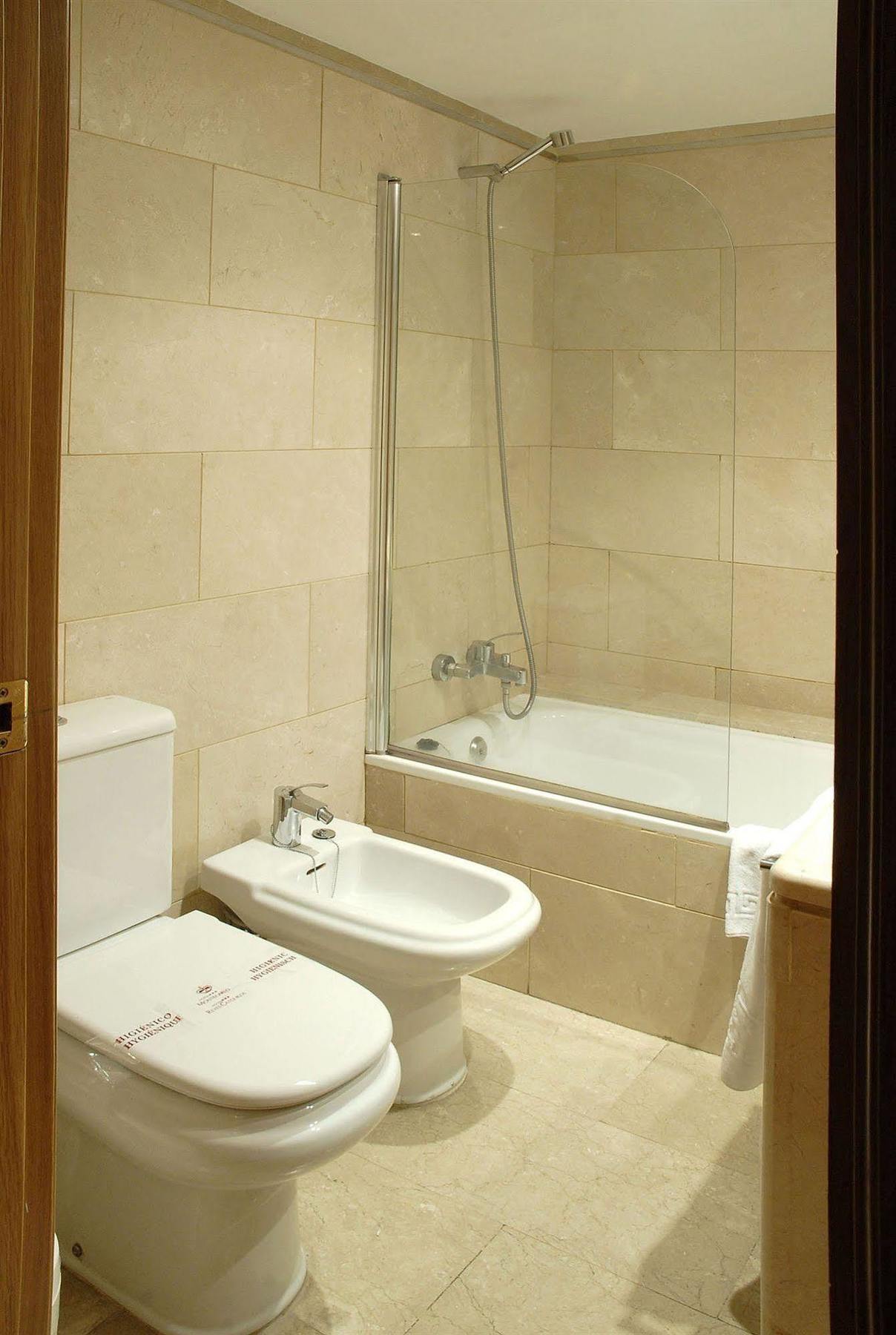 Reyes Catolicos Hotell Sevilla Eksteriør bilde